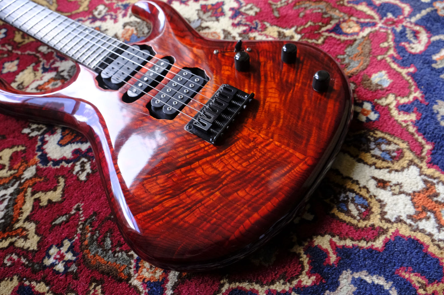 Rikkers Waveline Red