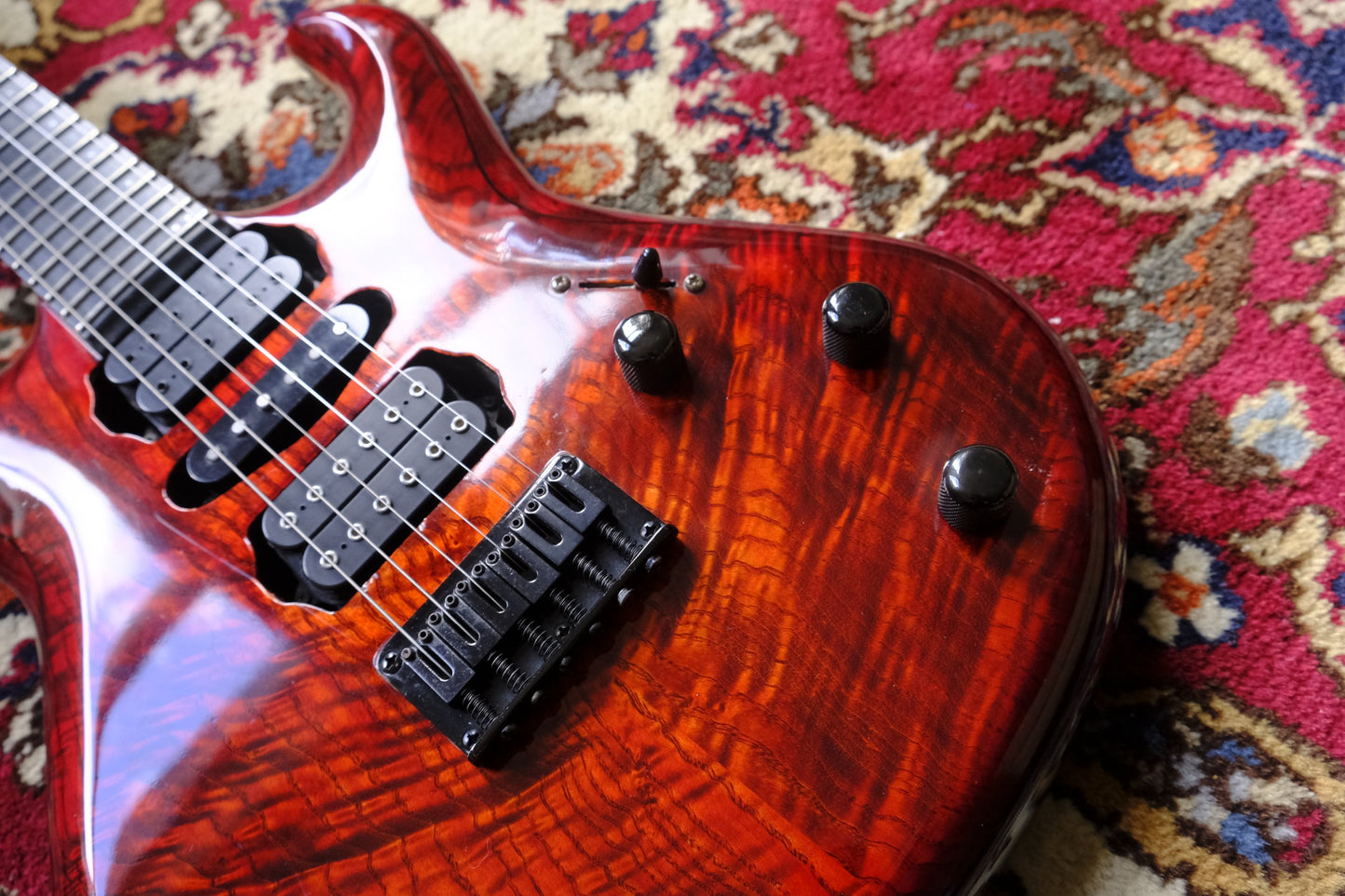 Rikkers Waveline Red