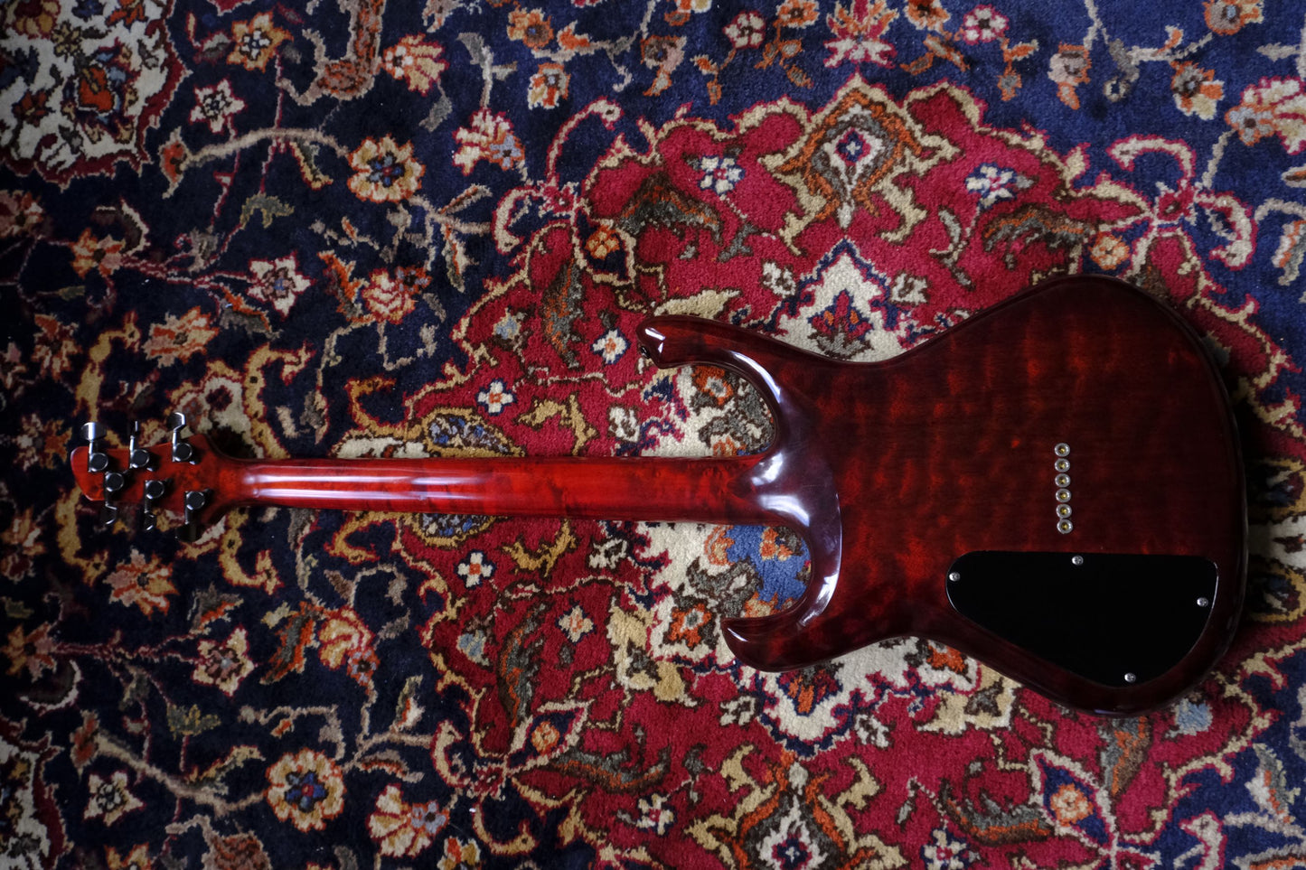 Rikkers Waveline Red