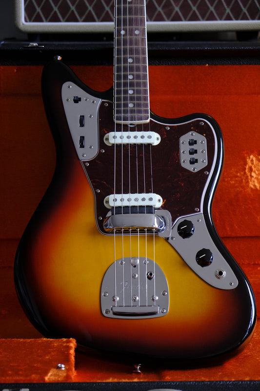Fender American Vintage '65 Jaguar with Rosewood Fretboard 2016 3-Color Sunburst