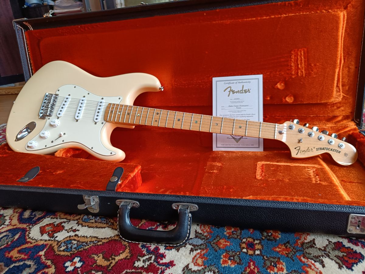 Fender Custom Shop Robin Trower Stratocaster 2007 Arctic White