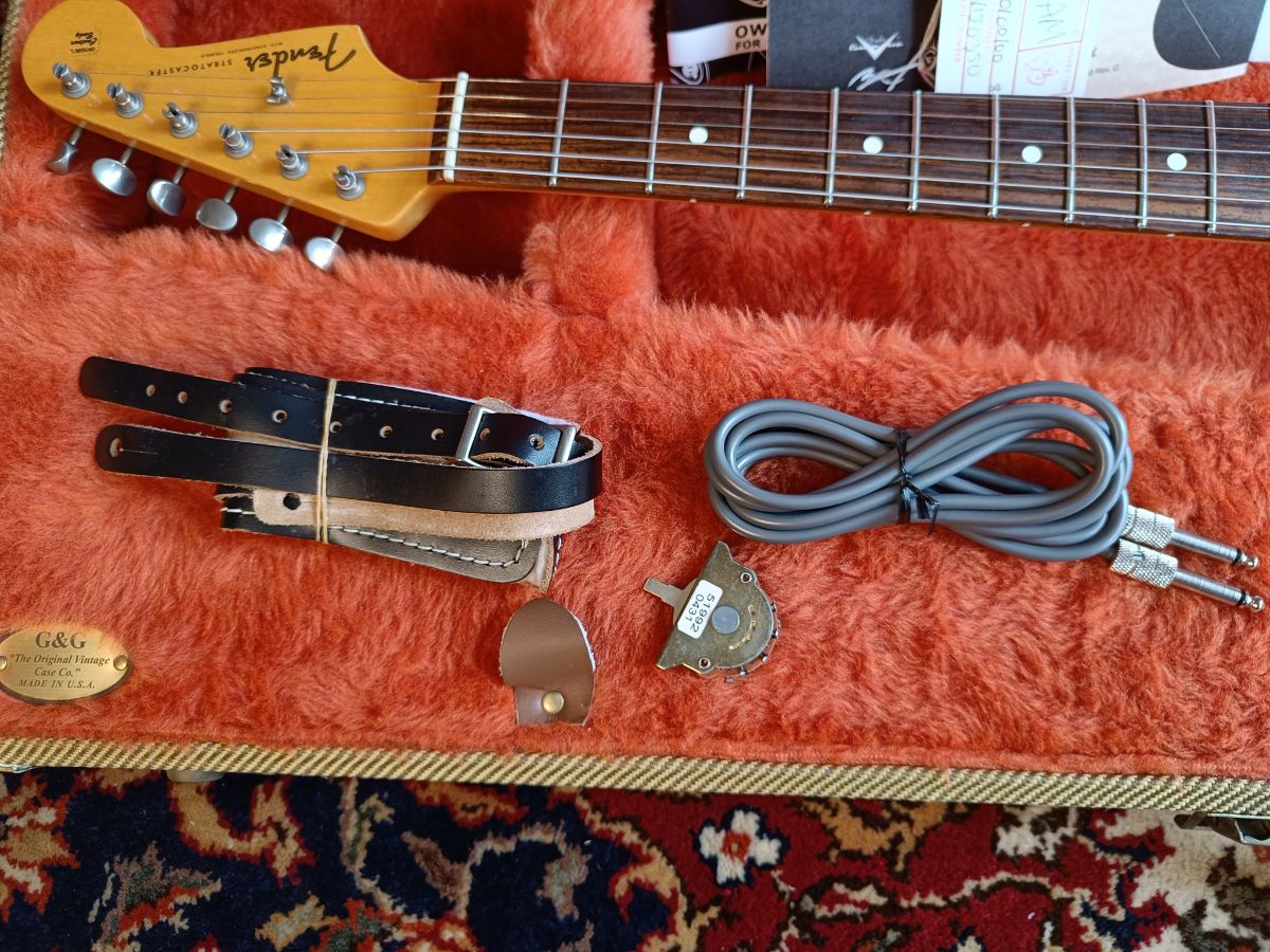 Fender American Vintage '62 Stratocaster 2005 3-Color Sunburst