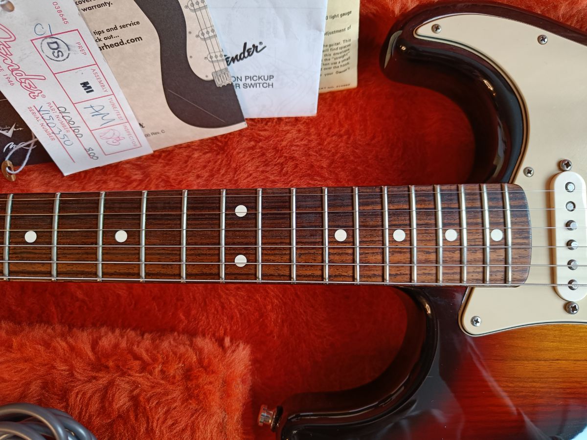 Fender American Vintage '62 Stratocaster 2005 3-Color Sunburst