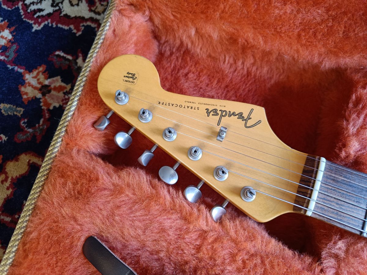 Fender American Vintage '62 Stratocaster 2005 3-Color Sunburst