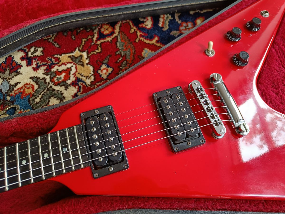 Gibson Flying V I with Stop Bar Tailpiece and Offset Knobs 1987 Red