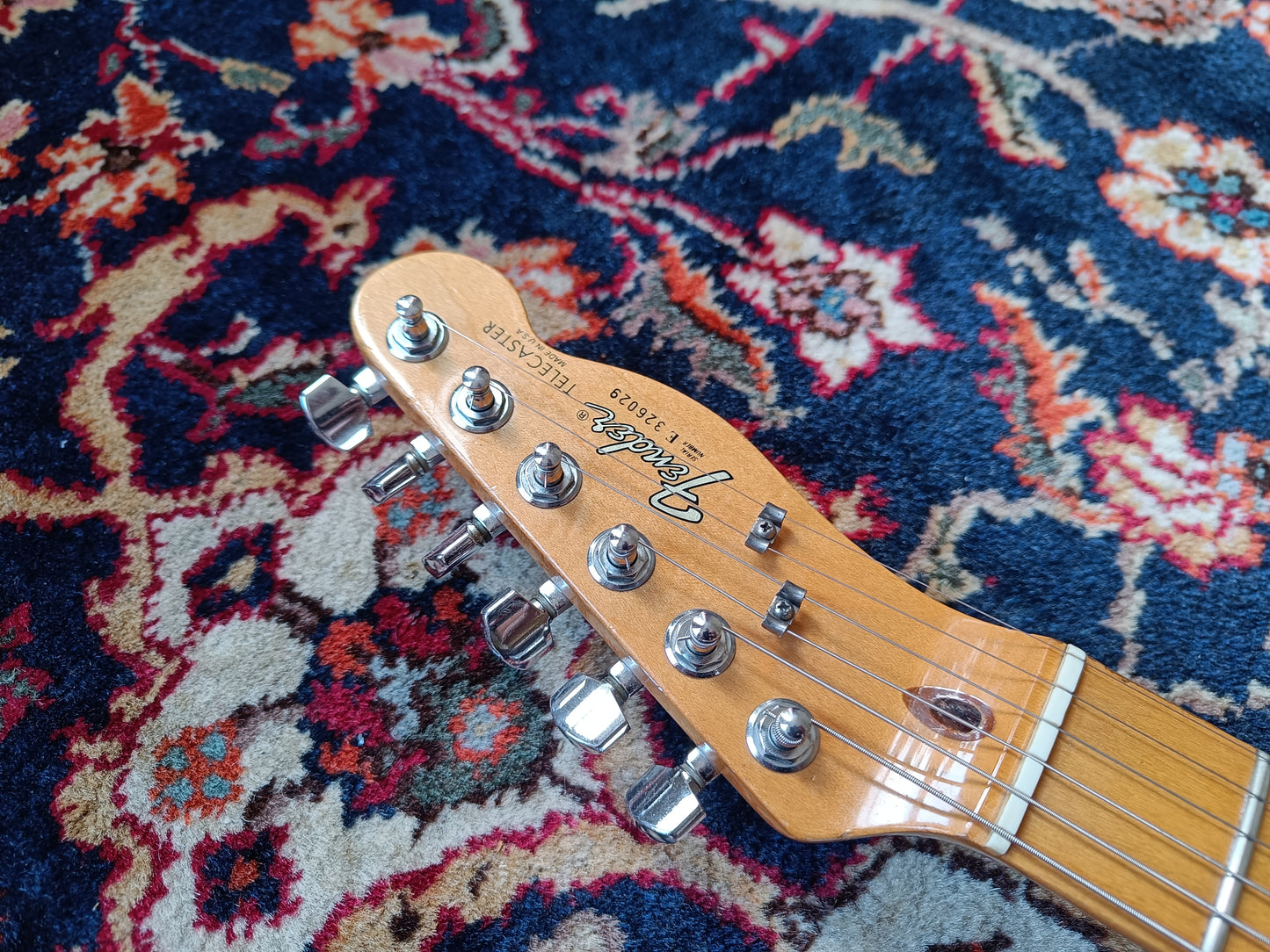 Fender Standard Telecaster with Maple Fretboard 1983 Black