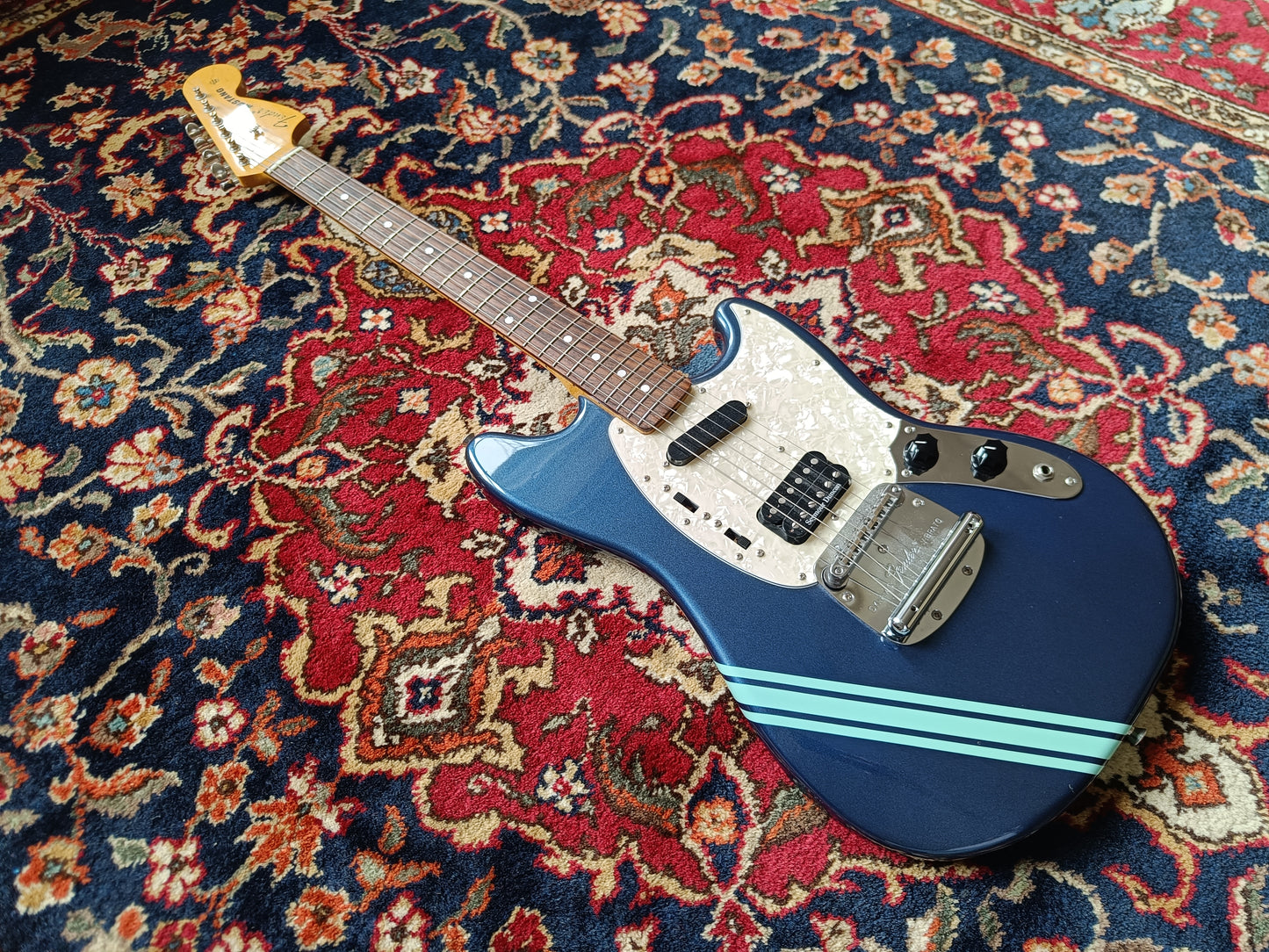Fender Kurt Cobain Mustang 2012 Dark Lake Placid Blue with Stripe