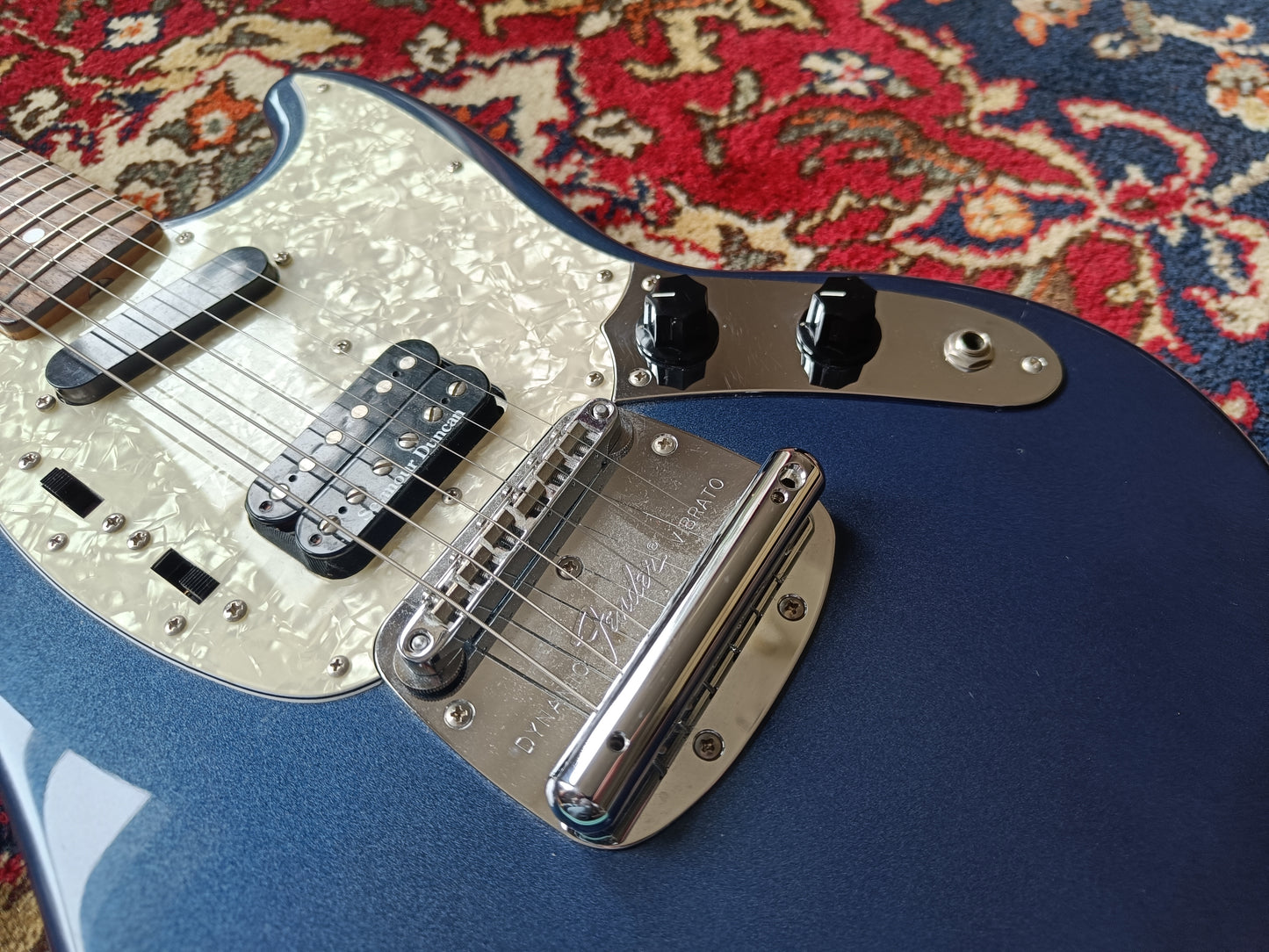 Fender Kurt Cobain Mustang 2012 Dark Lake Placid Blue with Stripe