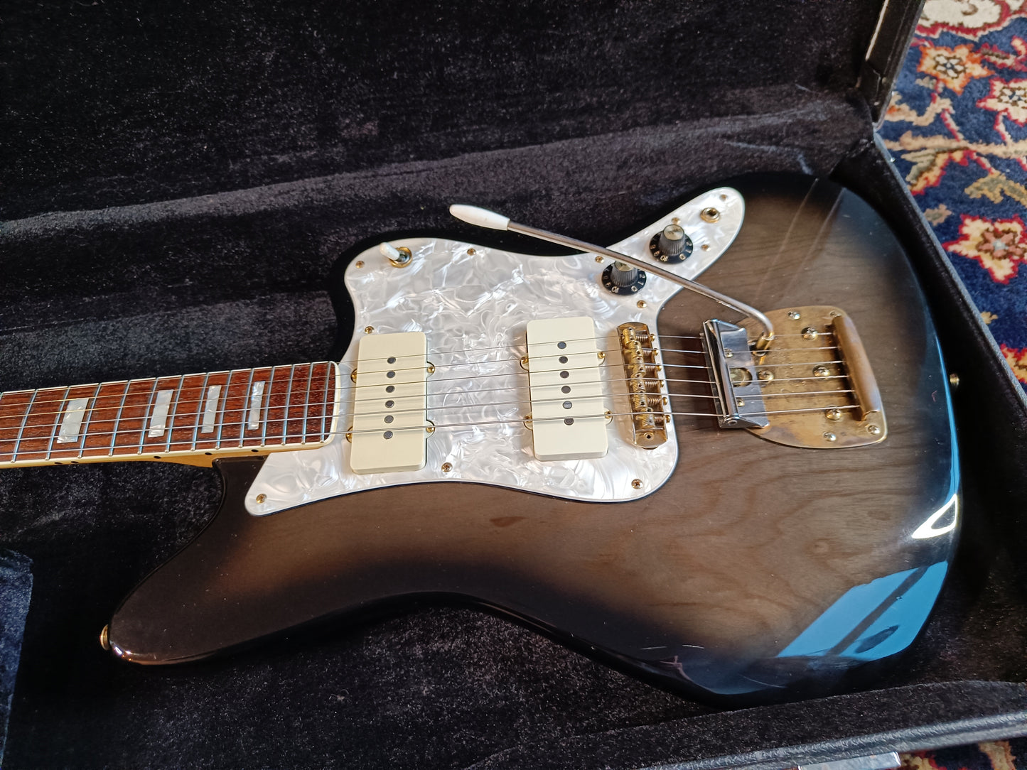 Fender The Ventures Jazzmaster MIJ Midnight Black Transparent