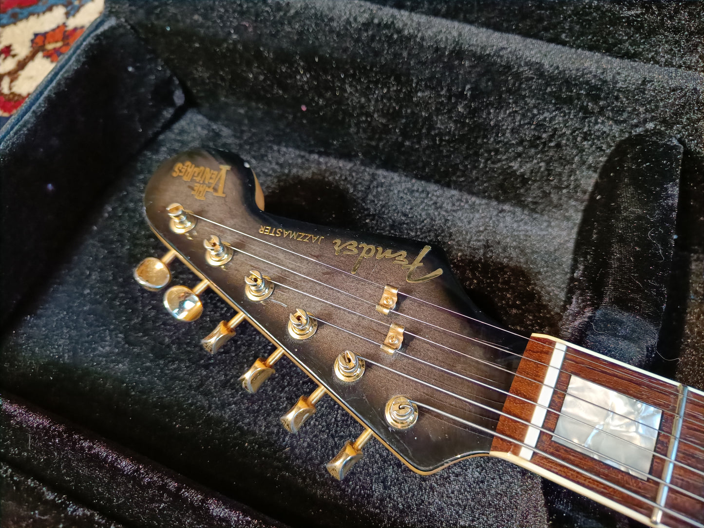 Fender The Ventures Jazzmaster MIJ Midnight Black Transparent