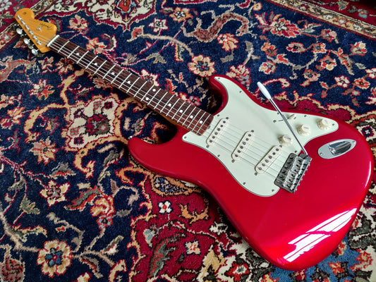Fender Classic Series '60s Stratocaster Candy Apple Red