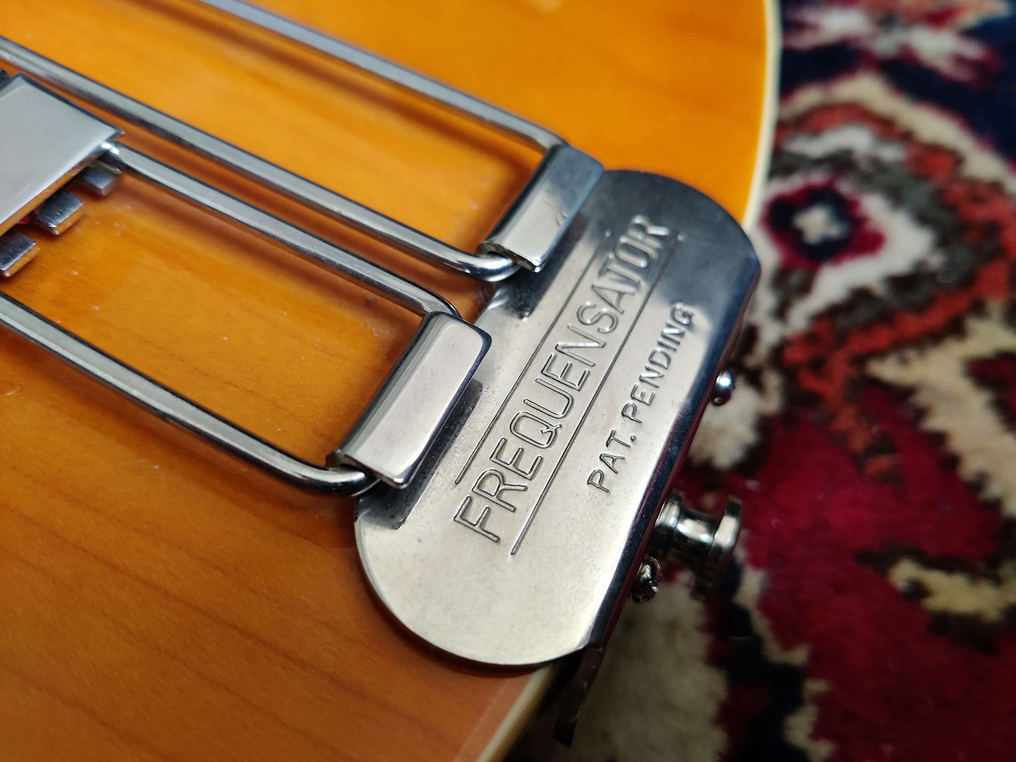 Epiphone Nick Valensi Riviera P94