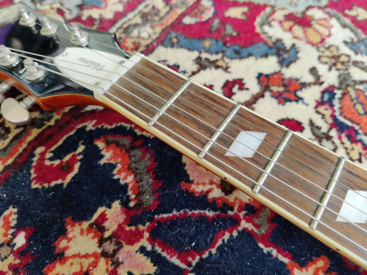 Epiphone Nick Valensi Riviera P94