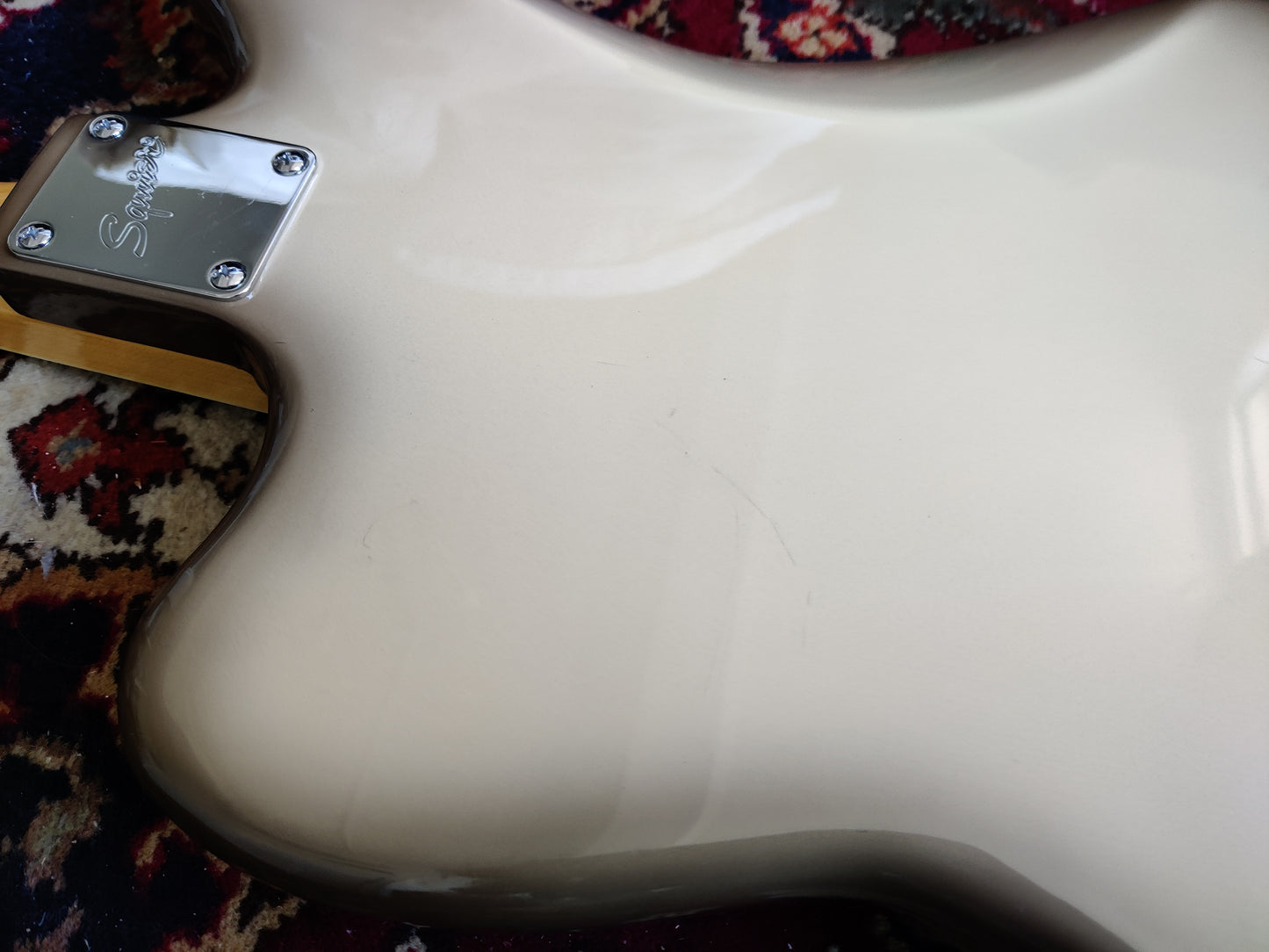 Squier Vintage Modified Baritone Jazzmaster Antigua