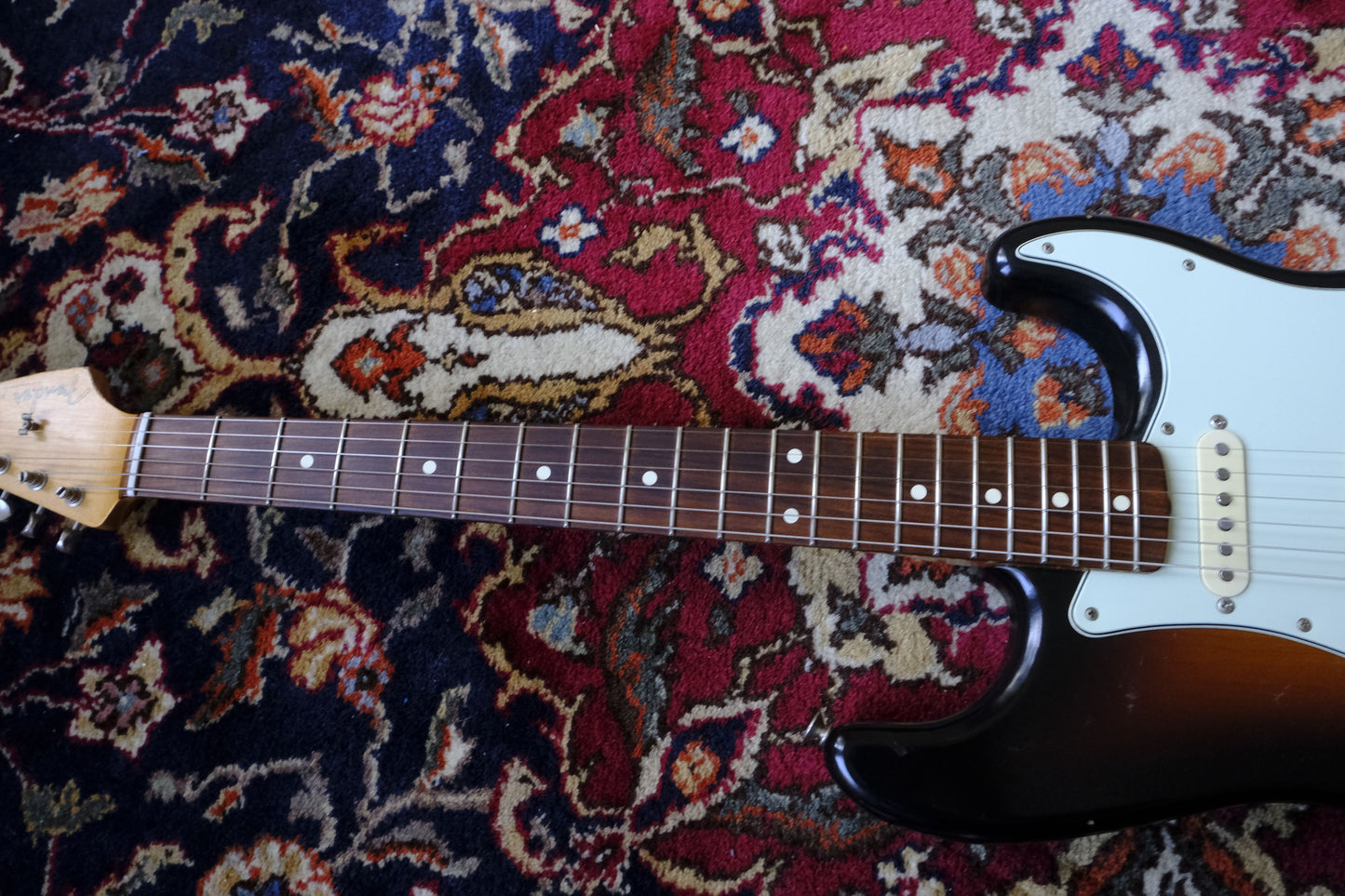 Fender Road Worn '60s Stratocaster 2018 3-Color Sunburst