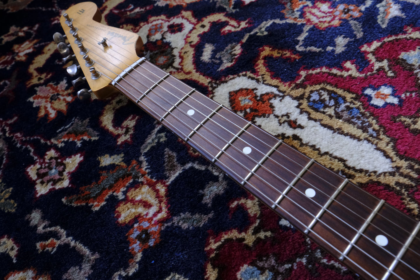 Fender Road Worn '60s Stratocaster 2018 3-Color Sunburst