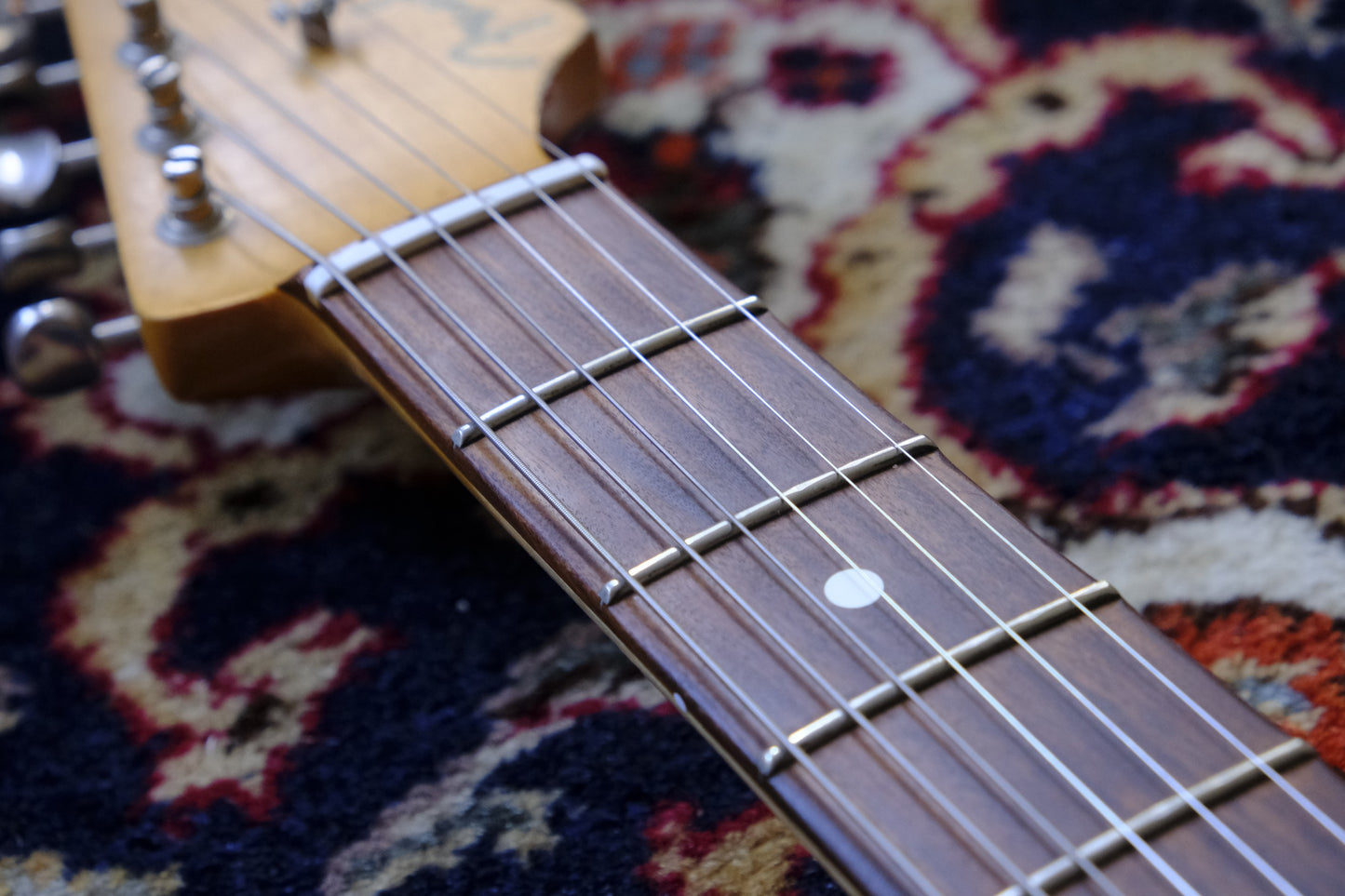 Fender Road Worn '60s Stratocaster 2018 3-Color Sunburst