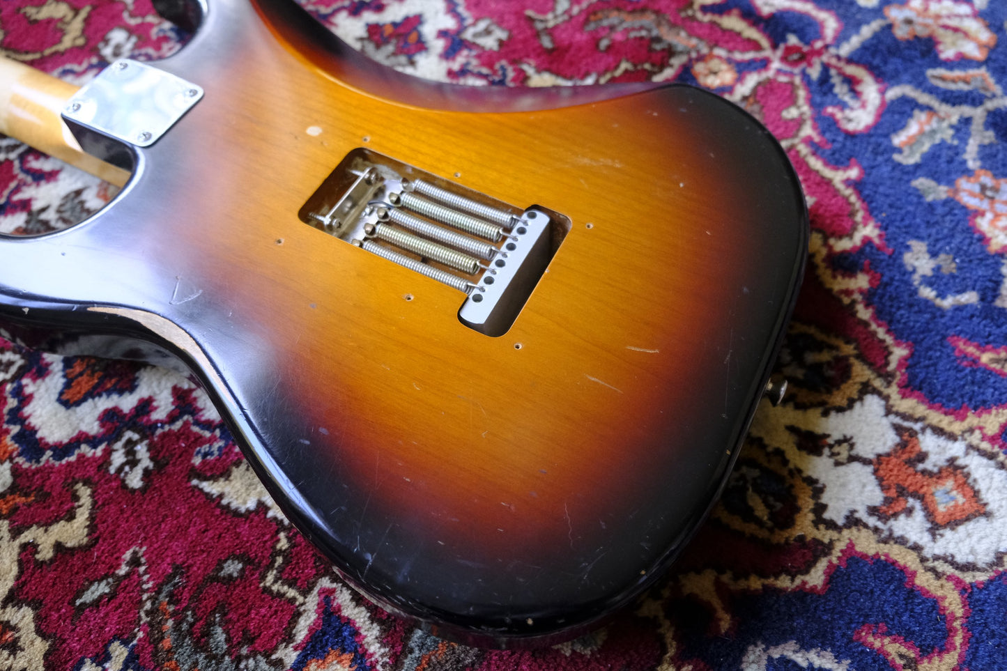 Fender Road Worn '60s Stratocaster 2018 3-Color Sunburst