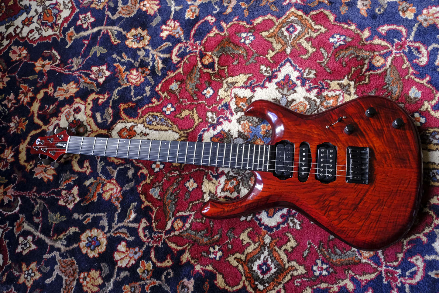 Rikkers Waveline Red