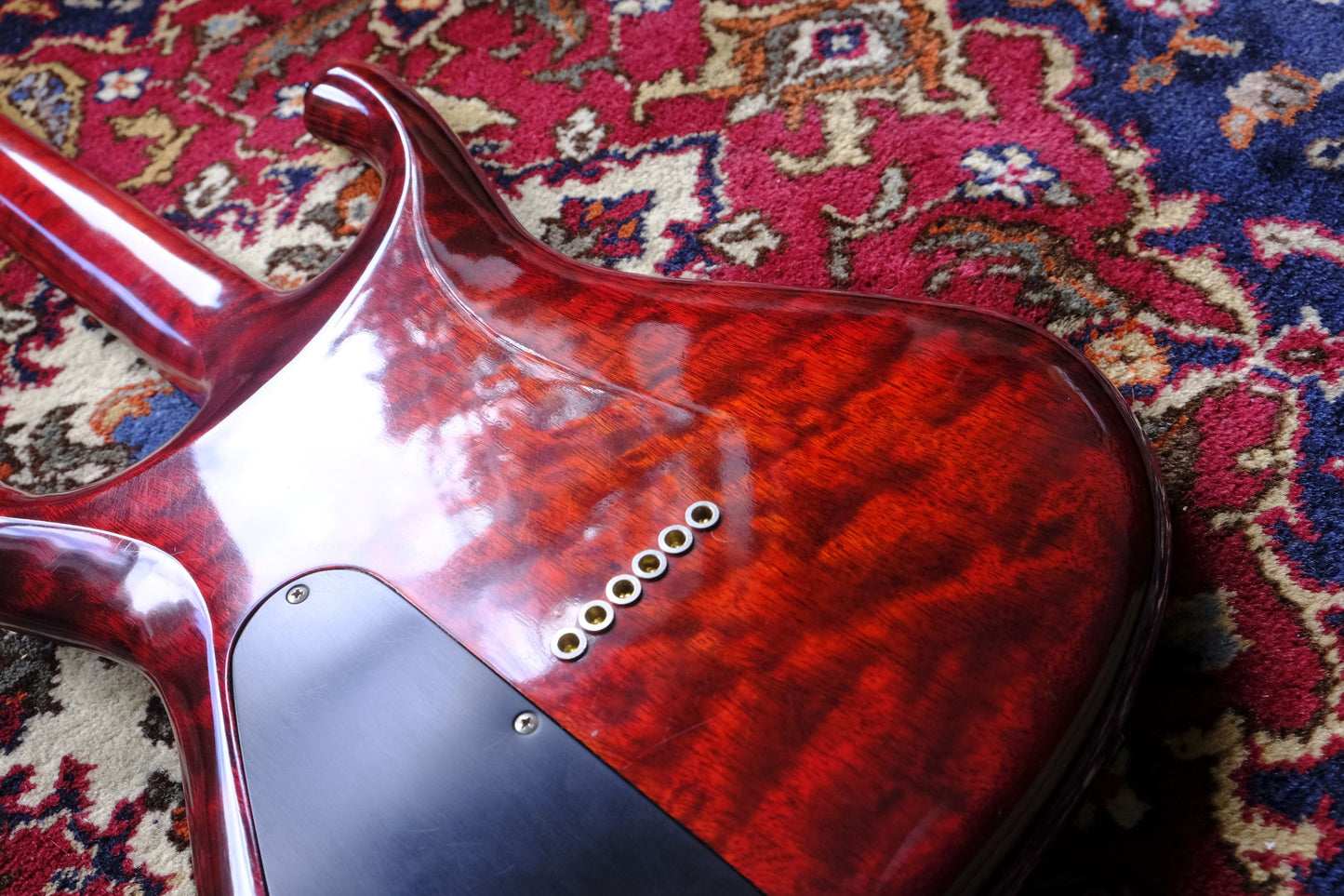 Rikkers Waveline Red