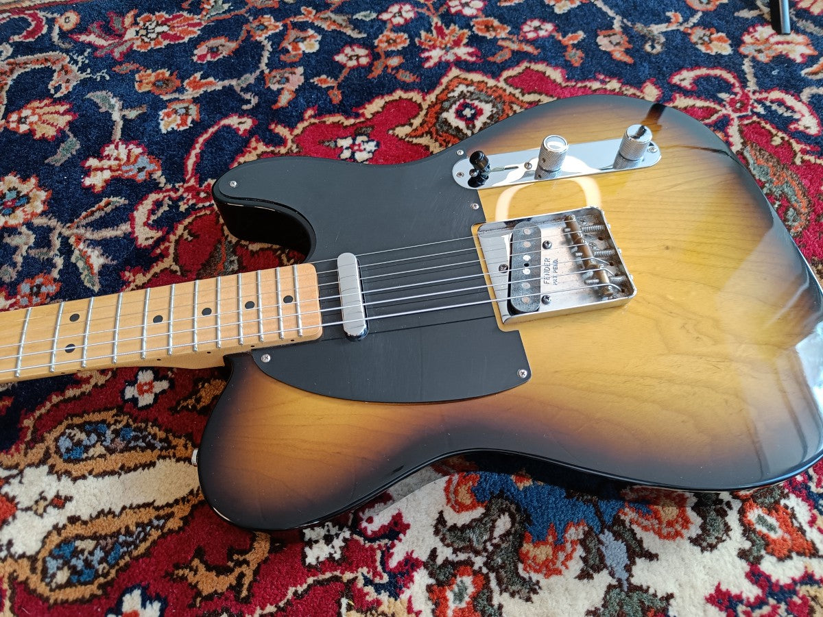 Fender Classic Player Baja Telecaster 2014 - 2-Color Sunburst