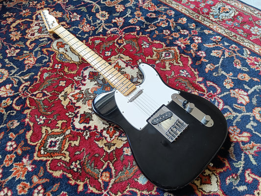 Fender Standard Telecaster with Maple Fretboard 1983 Black