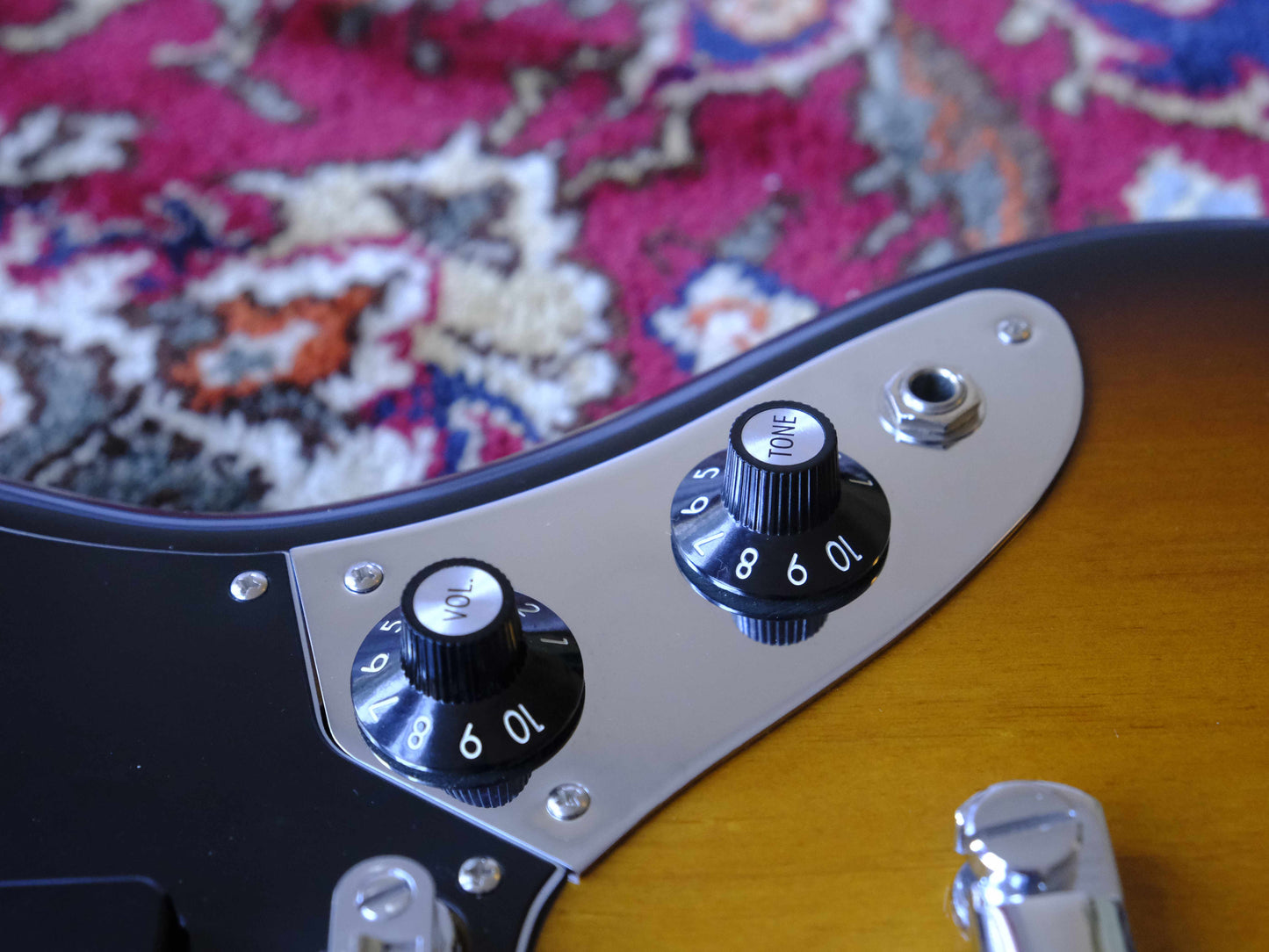 Fender Blacktop Jaguar 90 2012 2-Color Sunburst