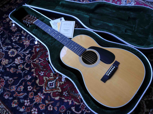 Martin Custom Shop 00 28 12-Fret 2005