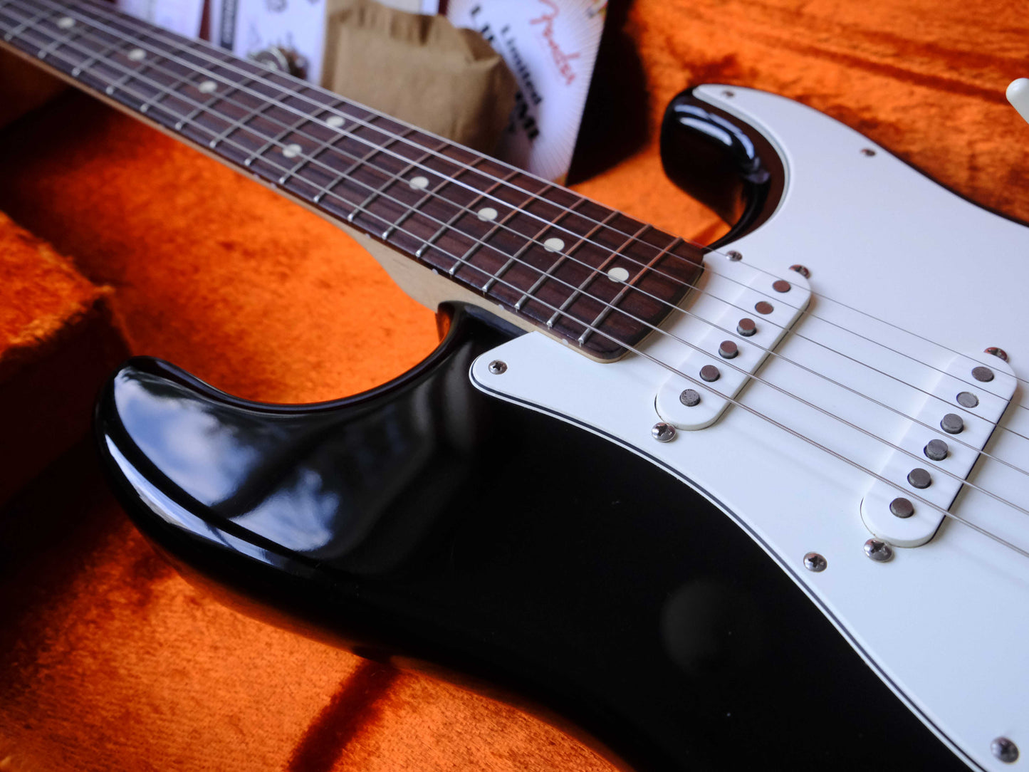 Fender FSR American Vintage '70s Stratocaster Matching Headstock 2015 Black