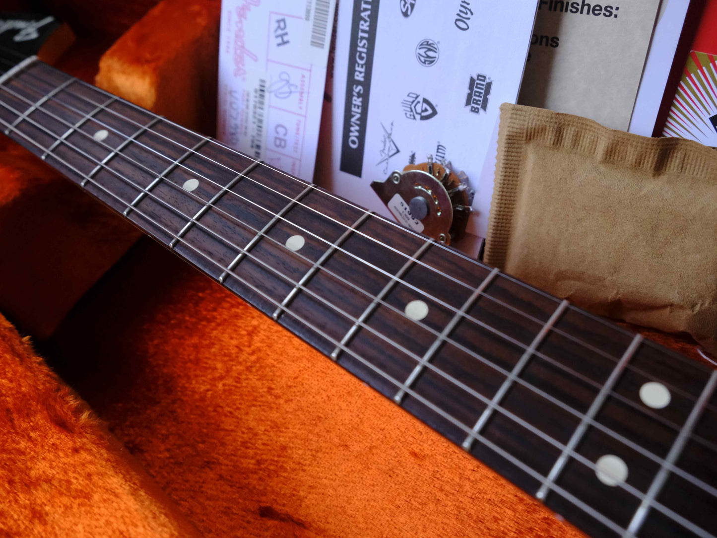 Fender FSR American Vintage '70s Stratocaster Matching Headstock 2015 Black