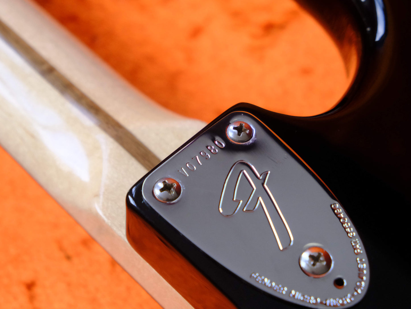 Fender FSR American Vintage '70s Stratocaster Matching Headstock 2015 Black