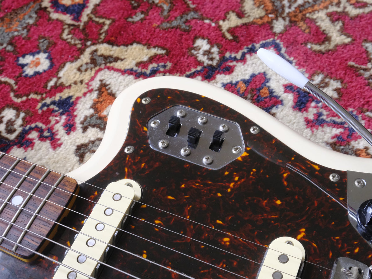 Fender JG-66 Jaguar Reissue CIJ 2006-2008 Olympic White