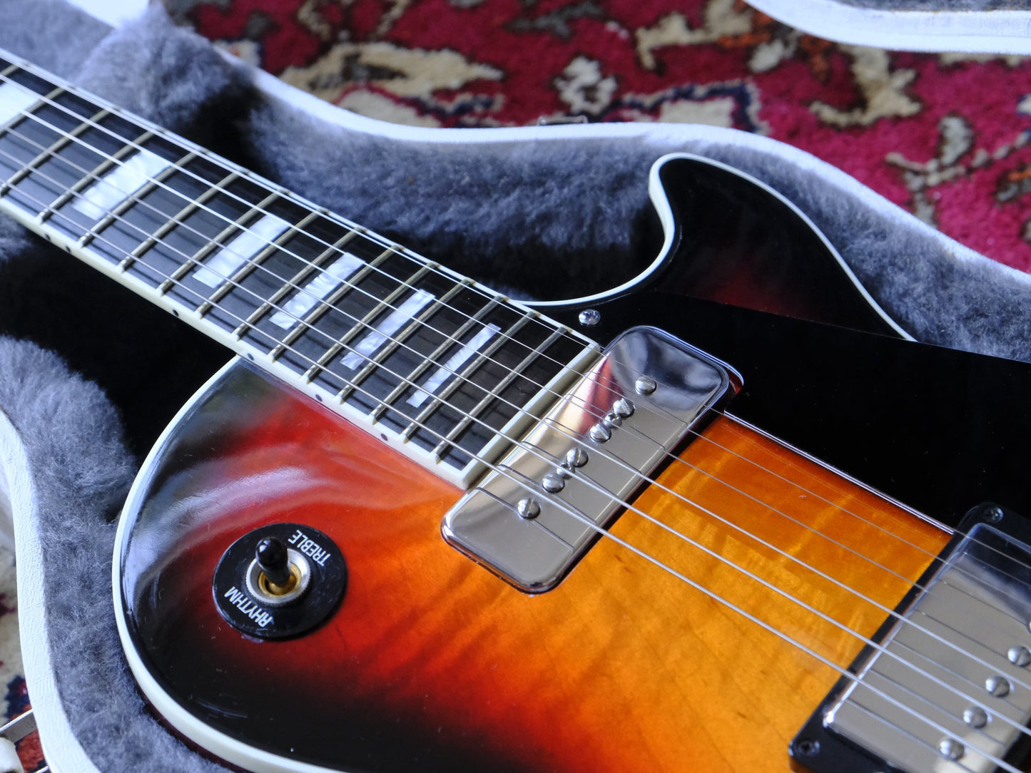 Gibson Les Paul Standard Limited 2010 Fireball