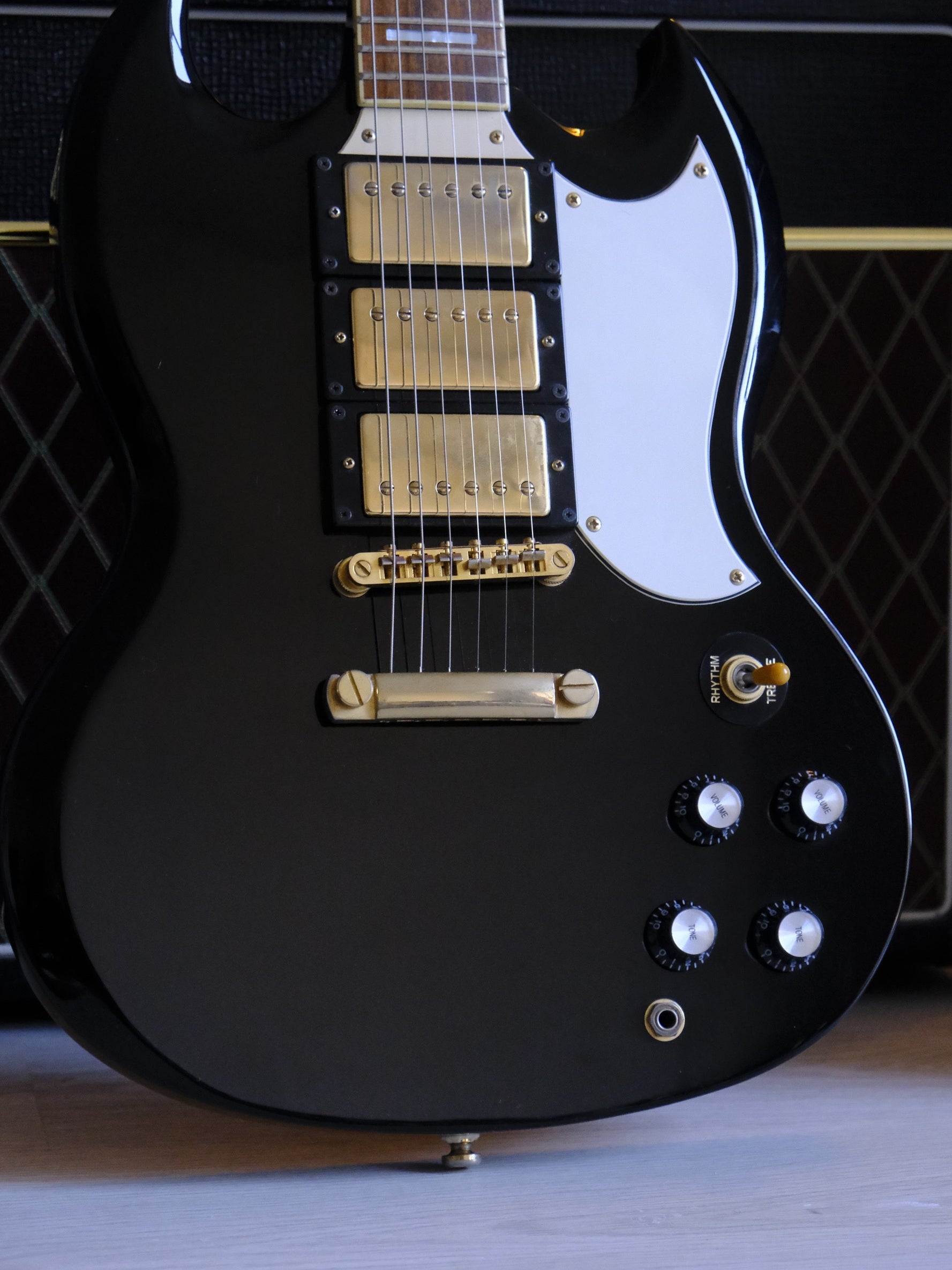 Tokai SG Custom 3-Pickups Ebony – Rinkies Guitars