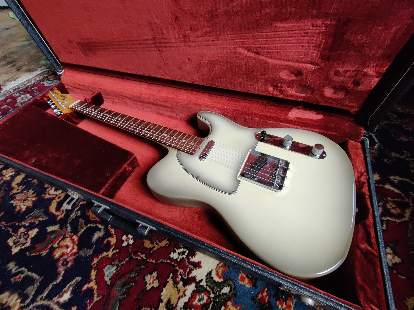 Fender Telecaster with Rosewood Fretboard 1977 Antigua