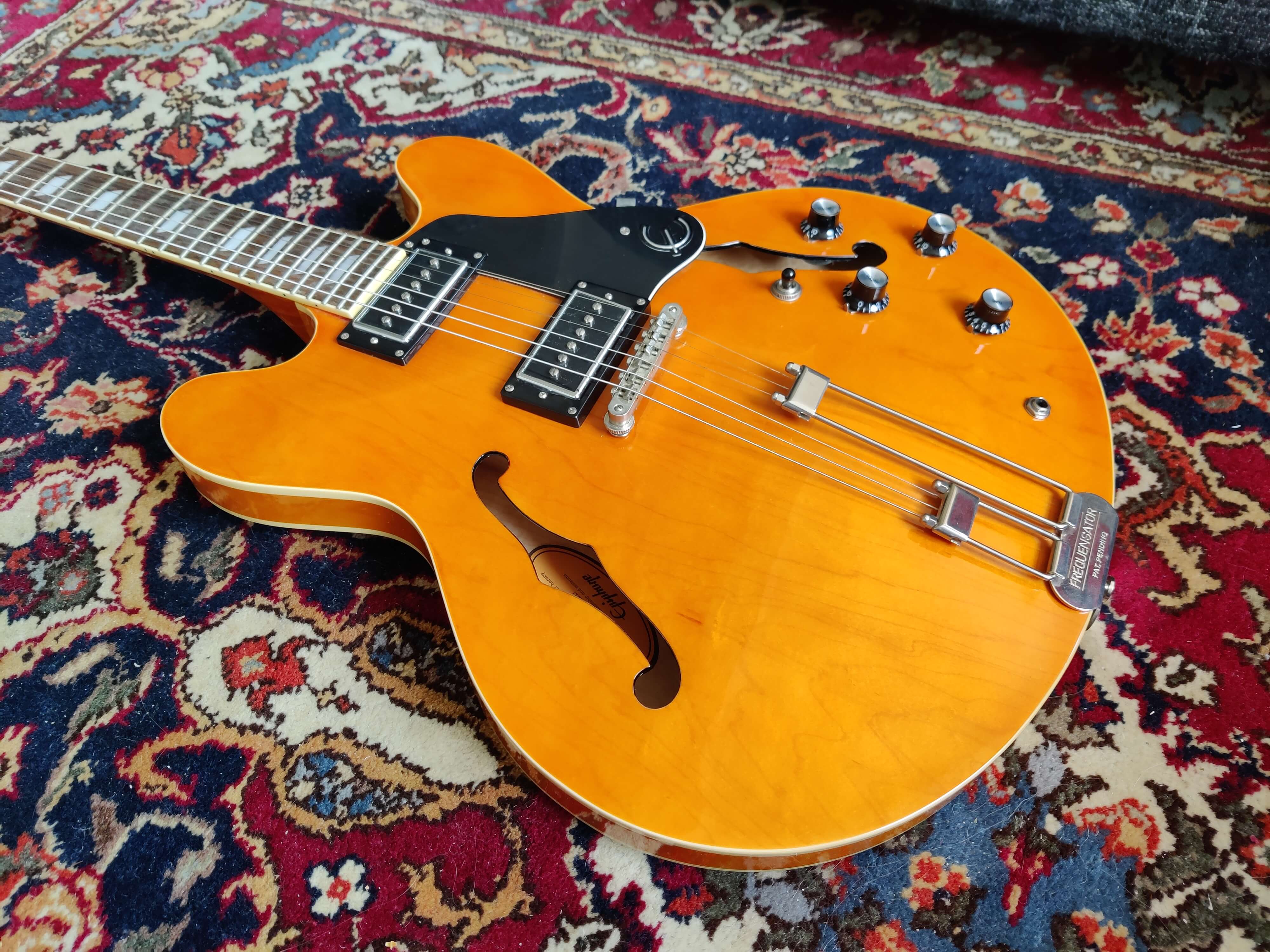 Epiphone Nick Valensi Riviera P94