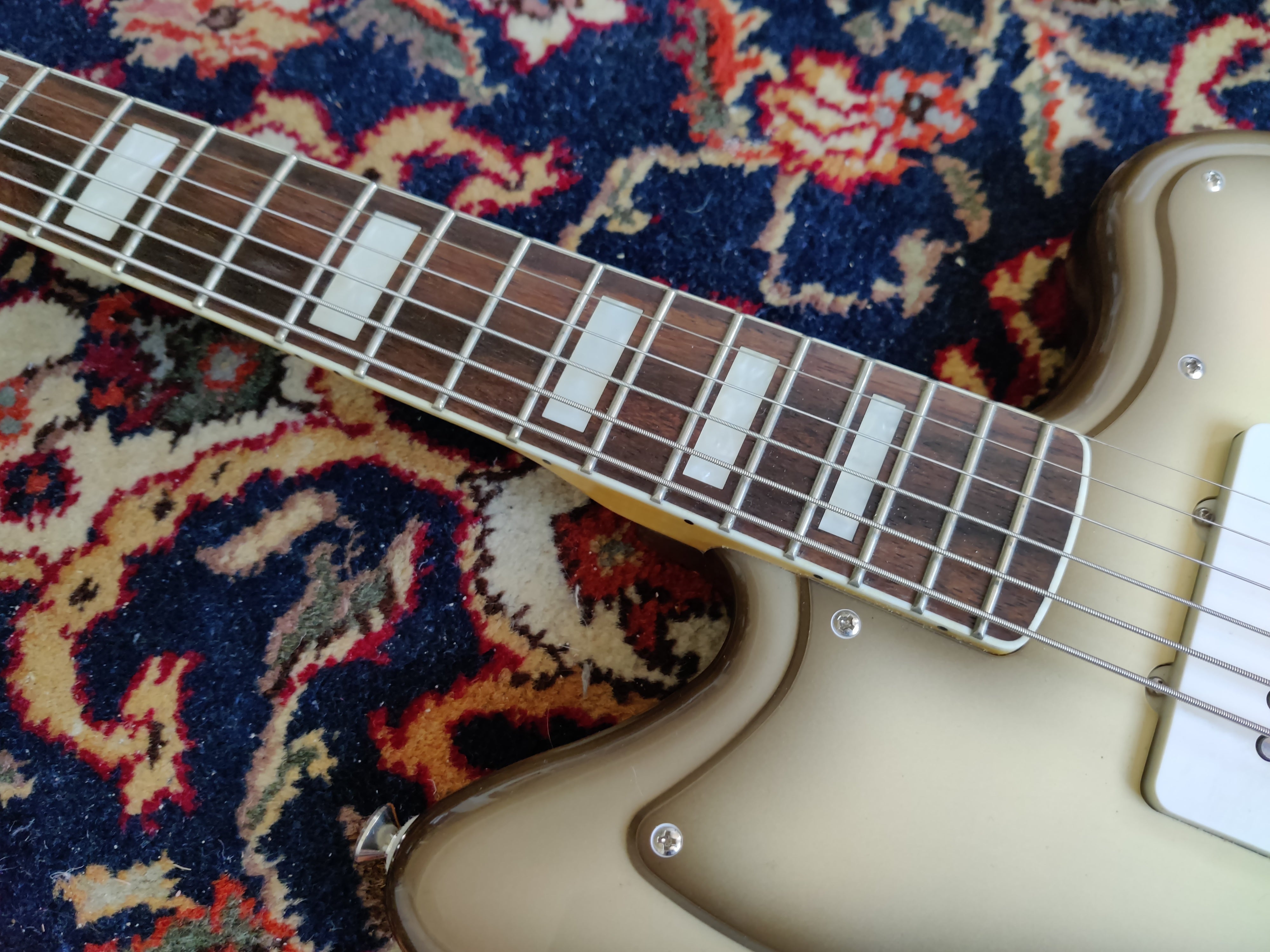 Squier baritone jazzmaster antigua for deals sale