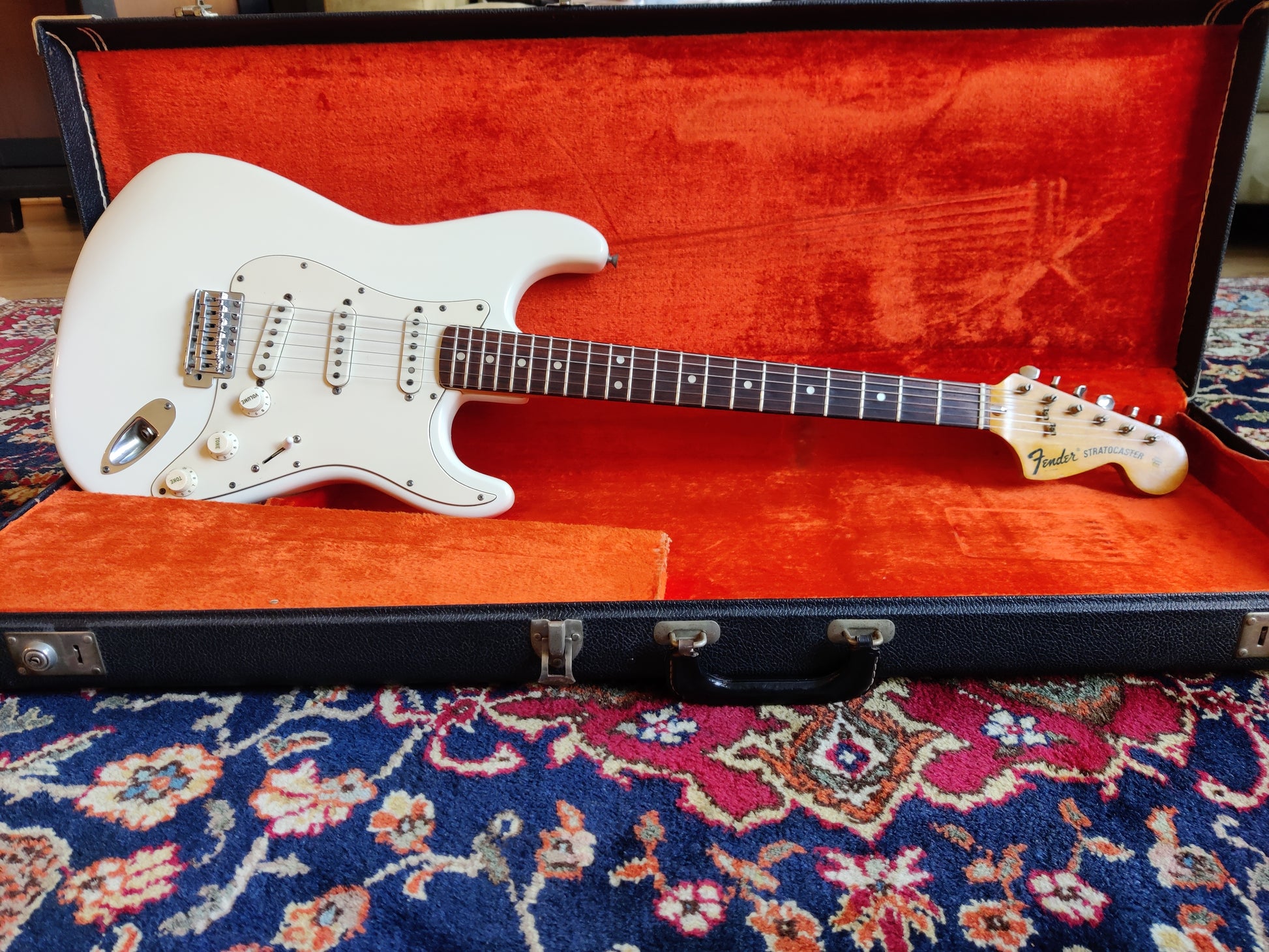 Fender Stratocaster 1972 Olympic White (on commission)