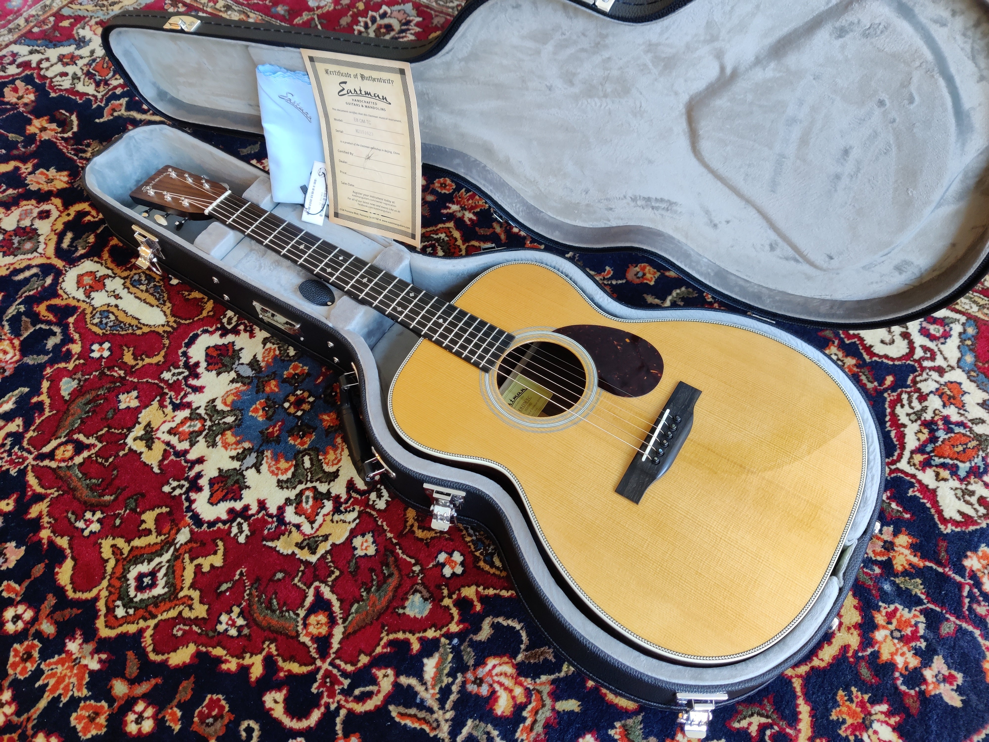 Eastman on sale guitars 2021