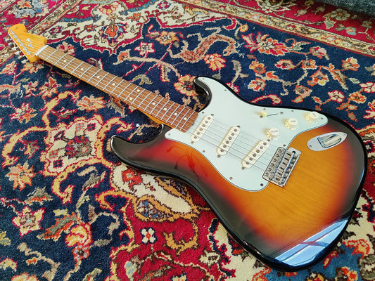 Fender Classic Series '60s Stratocaster Sunburst